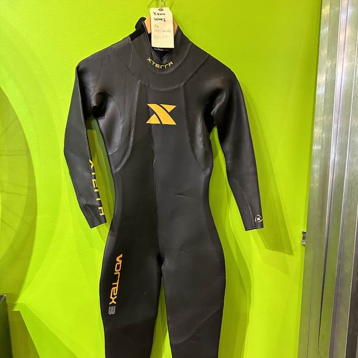 Rental Wetsuit Clearout, Women's - Element Tri & Bicycle Works