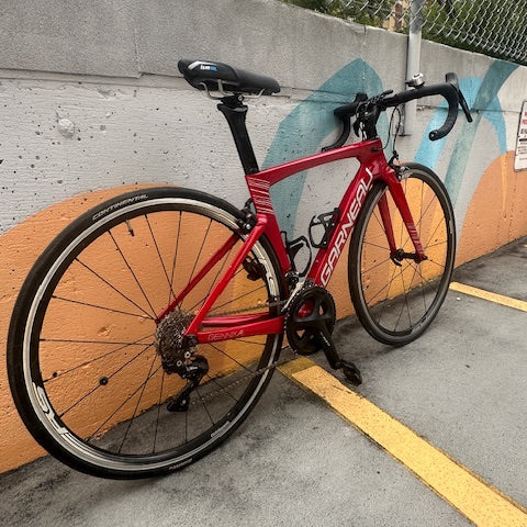 red Garneau aero road bike