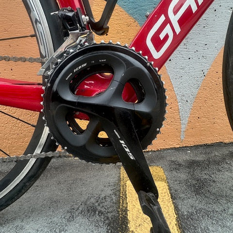 Red Garneau Gennix aero road bike with Shimano  front crank
