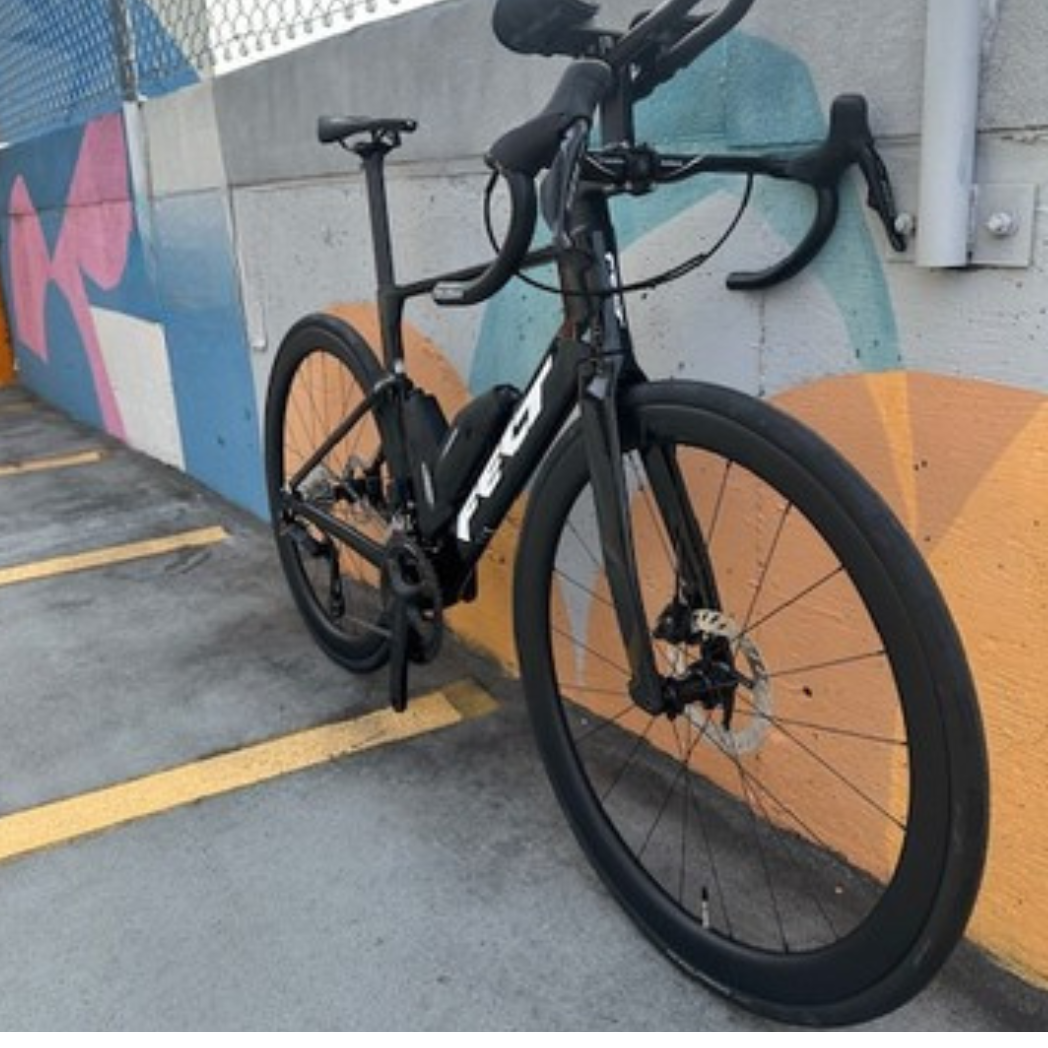 Felt NEXAR Aero Road & Triathlon Bike | Size 54 | Aerobars Included