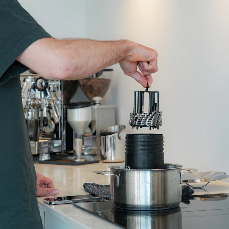 Ceramic Speed UFO Ultra Endurance Wax Kit – Hot Melt Bike Chain Lubricant, Long - Lasting & Quiet Performance - Element Tri & Bicycle Works