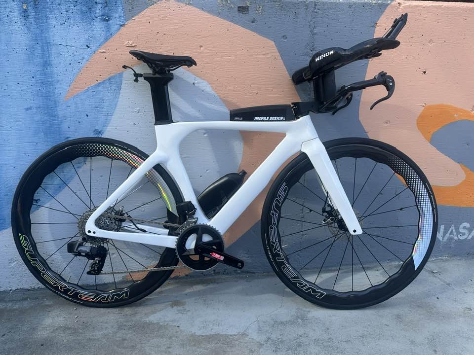 Element Winow Custom Triathlon Bike – Race - Ready Carbon Build in White (Size S/49) | $5299 CAD - Element Tri & Bicycle Works