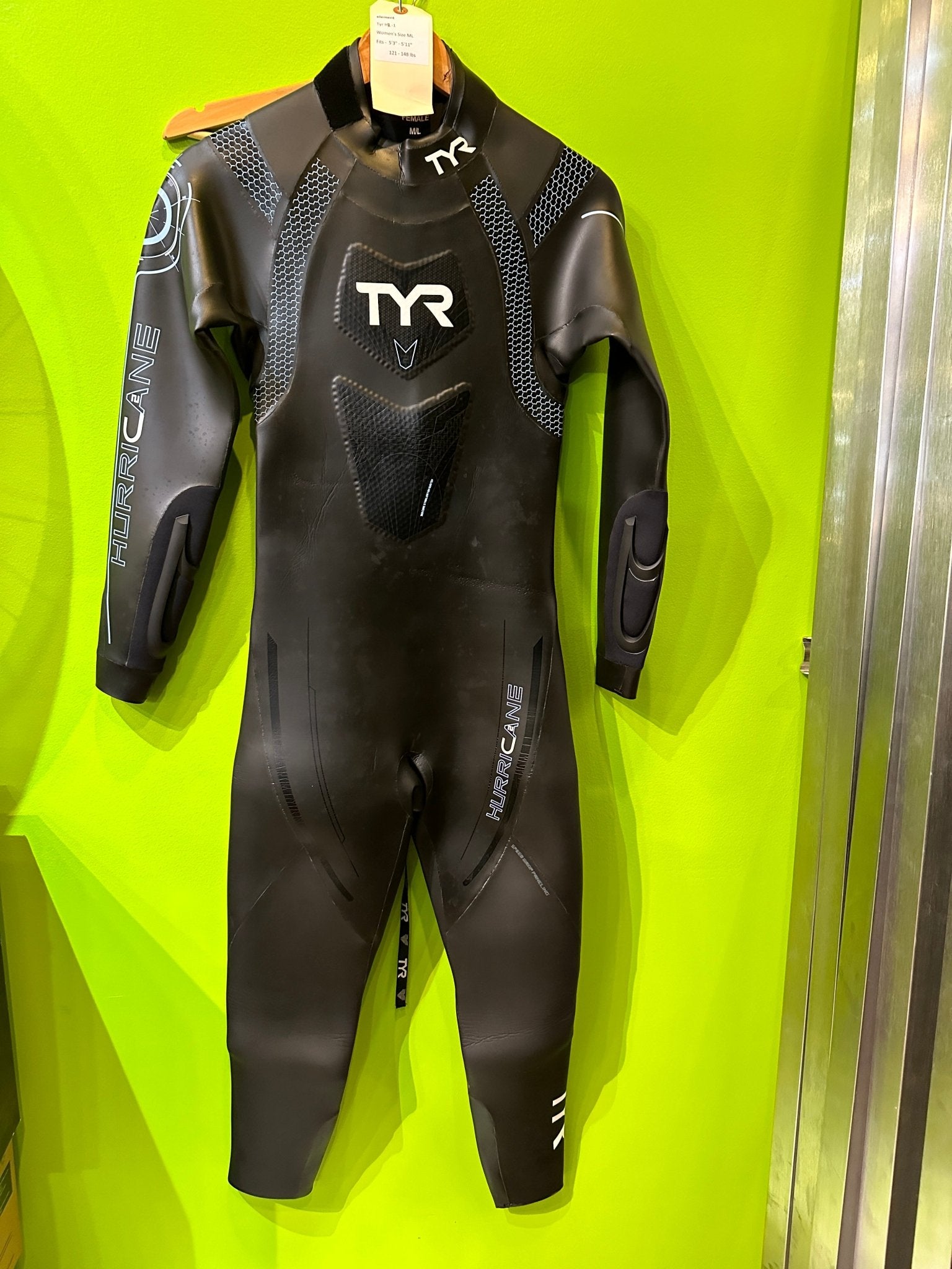 Rental Wetsuit Clearout, Women's - Element Tri & Bicycle Works